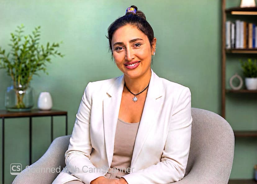 Elham Nematiniya