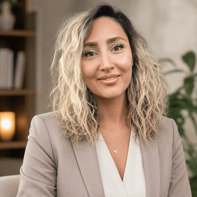Elham Nematiniya